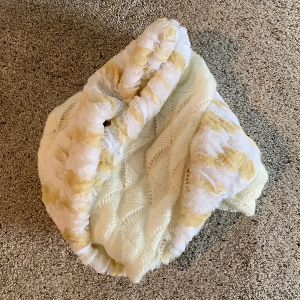 Brand new LOFT infinity scarf